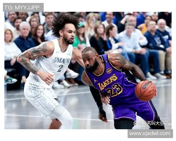 热火与湖人激战正酣球迷热议精彩瞬间与战术对决