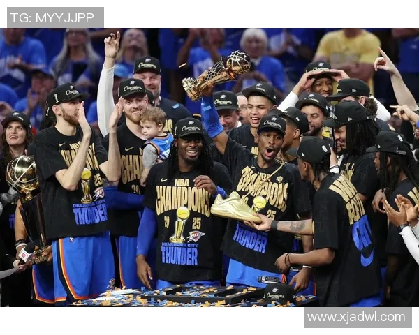 2013年NBA总决赛热火与雷霆的巅峰对决回顾与精彩瞬间分析